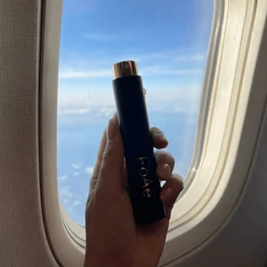 FoAé 10ml perfume lifestyle detail